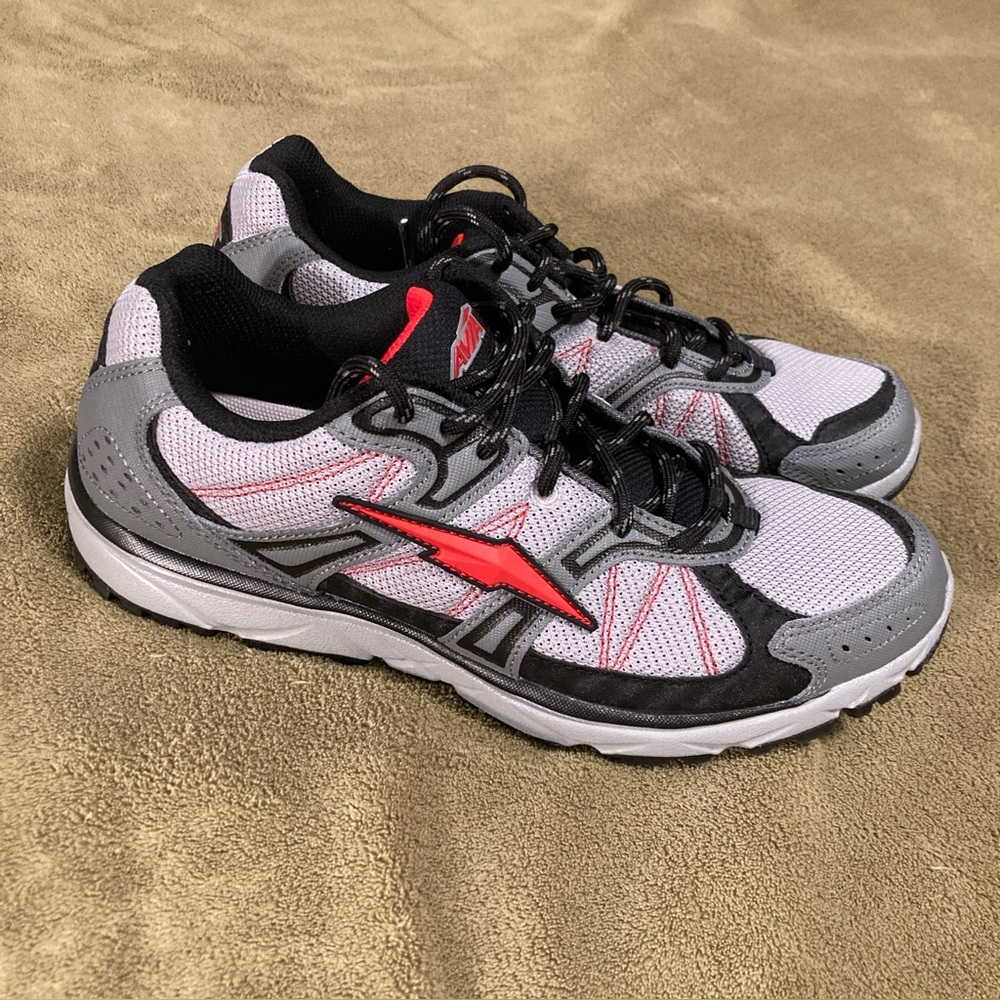 NIB Vintage Avia Sneakers Men's Size 8M